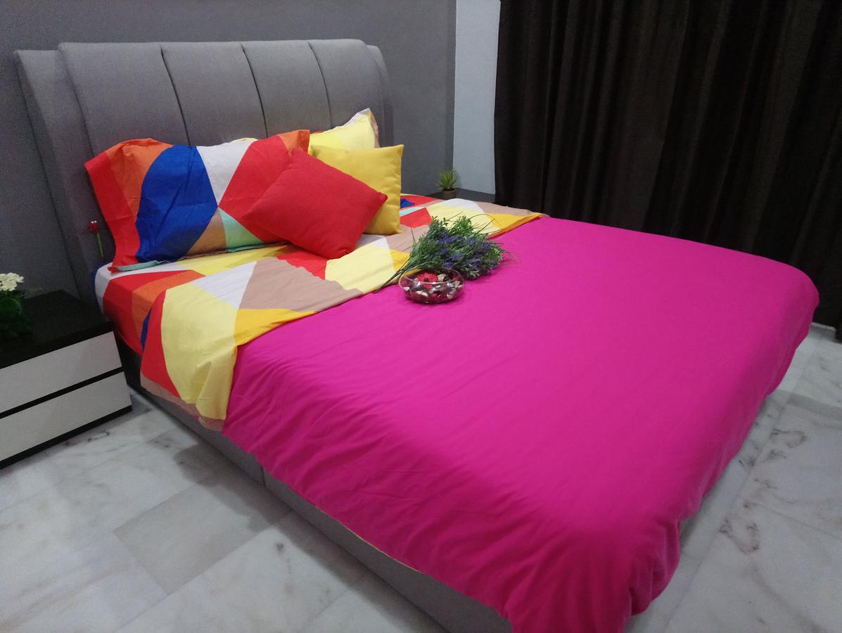 Jb Homestay Bukit Indah Wifi Ciq Mall Legoland Free Parking Johor Bahru Exterior photo